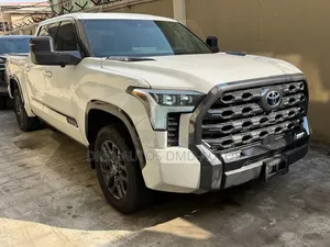 Toyota Tundra Platinum CrewMax 6.5' Bed 2024 White