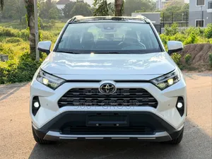 Toyota RAV4 2025 White
