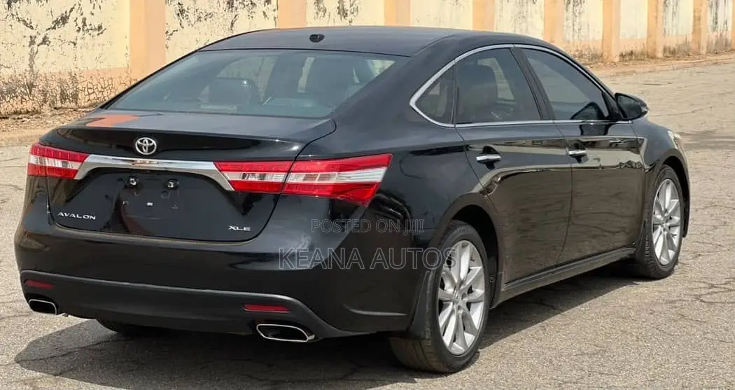 Toyota Avalon 2013 Black