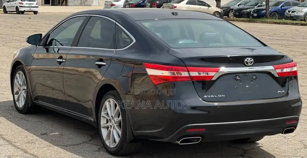 Toyota Avalon 2013 Black