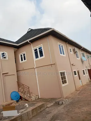 1bdrm Block of Flats in Chief Tiamiyu Raji, Gberigbe for rent