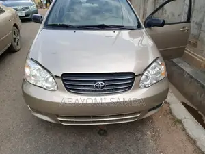 Toyota Corolla 1.4 D Automatic 2004 Gold