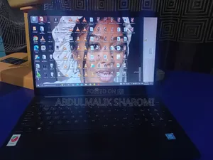 Laptop HP 15-dw1197nia 4GB Intel Pentium HDD 250GB