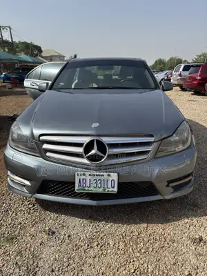 Mercedes-Benz C300 2011 Gray