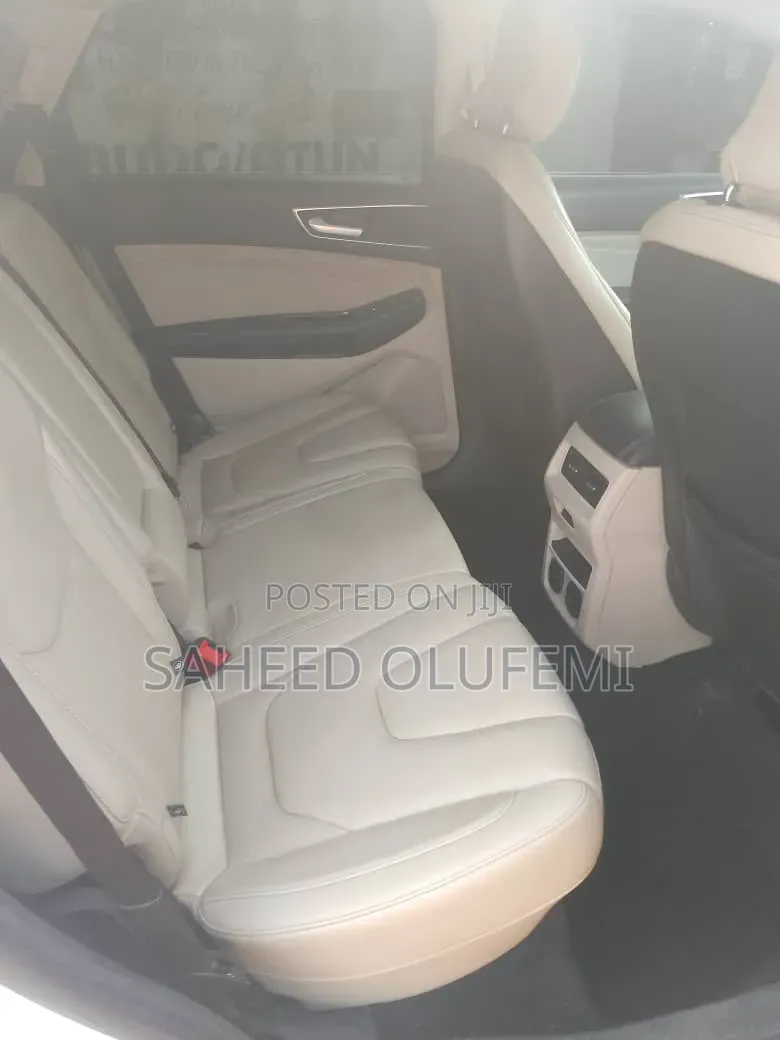 Ford Edge SE 4dr AWD 2017 White
