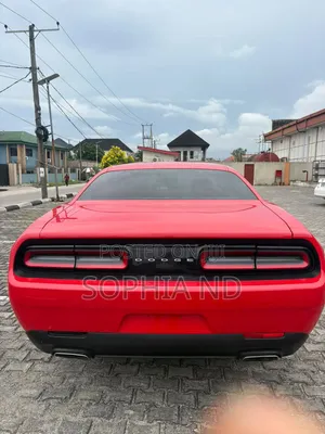 Dodge Challenger 2018 Red