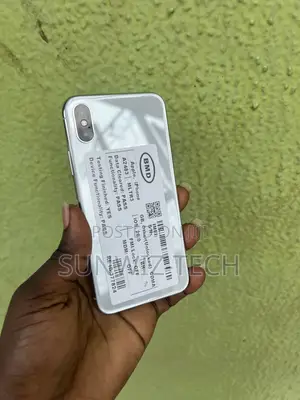 Apple iPhone X 64 GB White