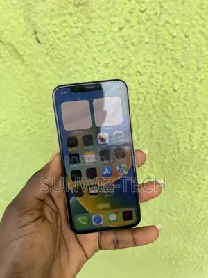 Apple iPhone X 64 GB White