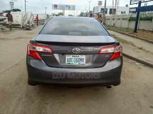 Toyota Camry 2012 Gray
