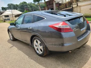 Honda Crosstour 3.5 AWD 2010 Gray