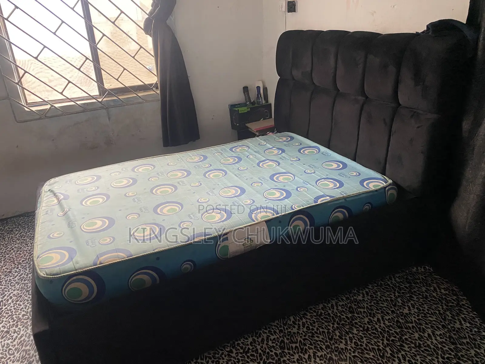 Bed Frame With Foam (6 by 4)