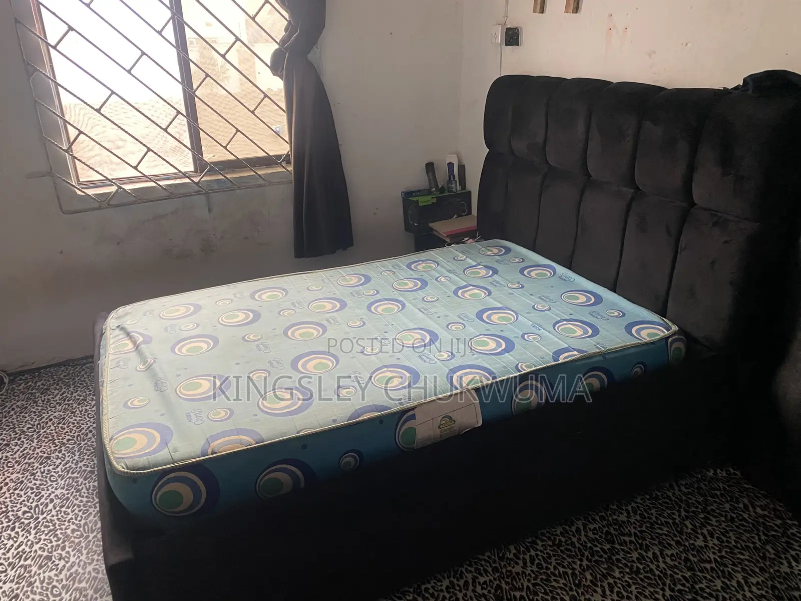 Bed Frame With Foam (6 by 4)