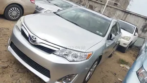 Toyota Camry 2014 Silver