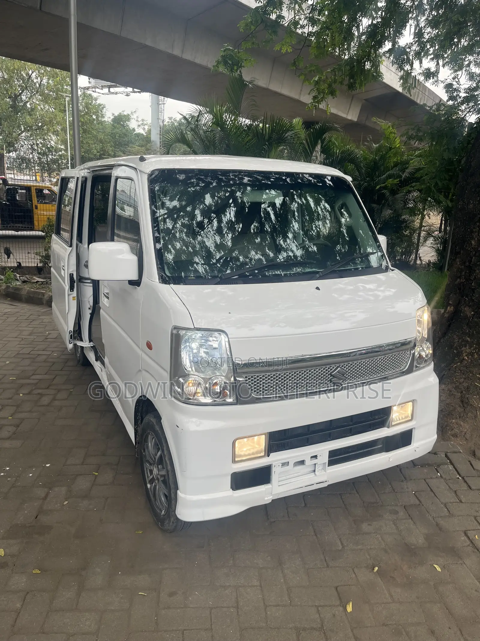 Suzuki Every 2008 White