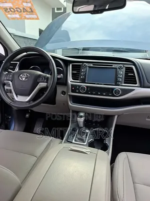 Toyota Highlander 2016 Blue