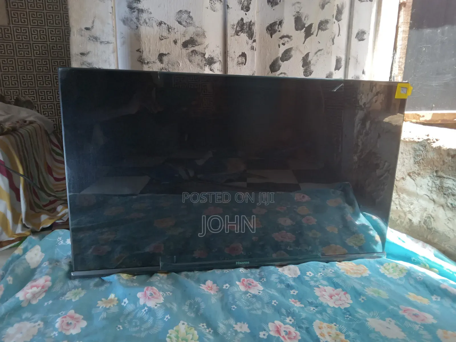 Hisense 32" Smart TV (32A4K)