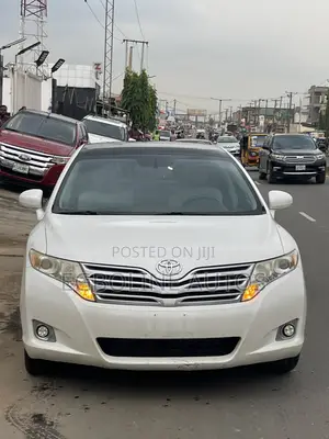 Toyota Venza Limited 2010 White