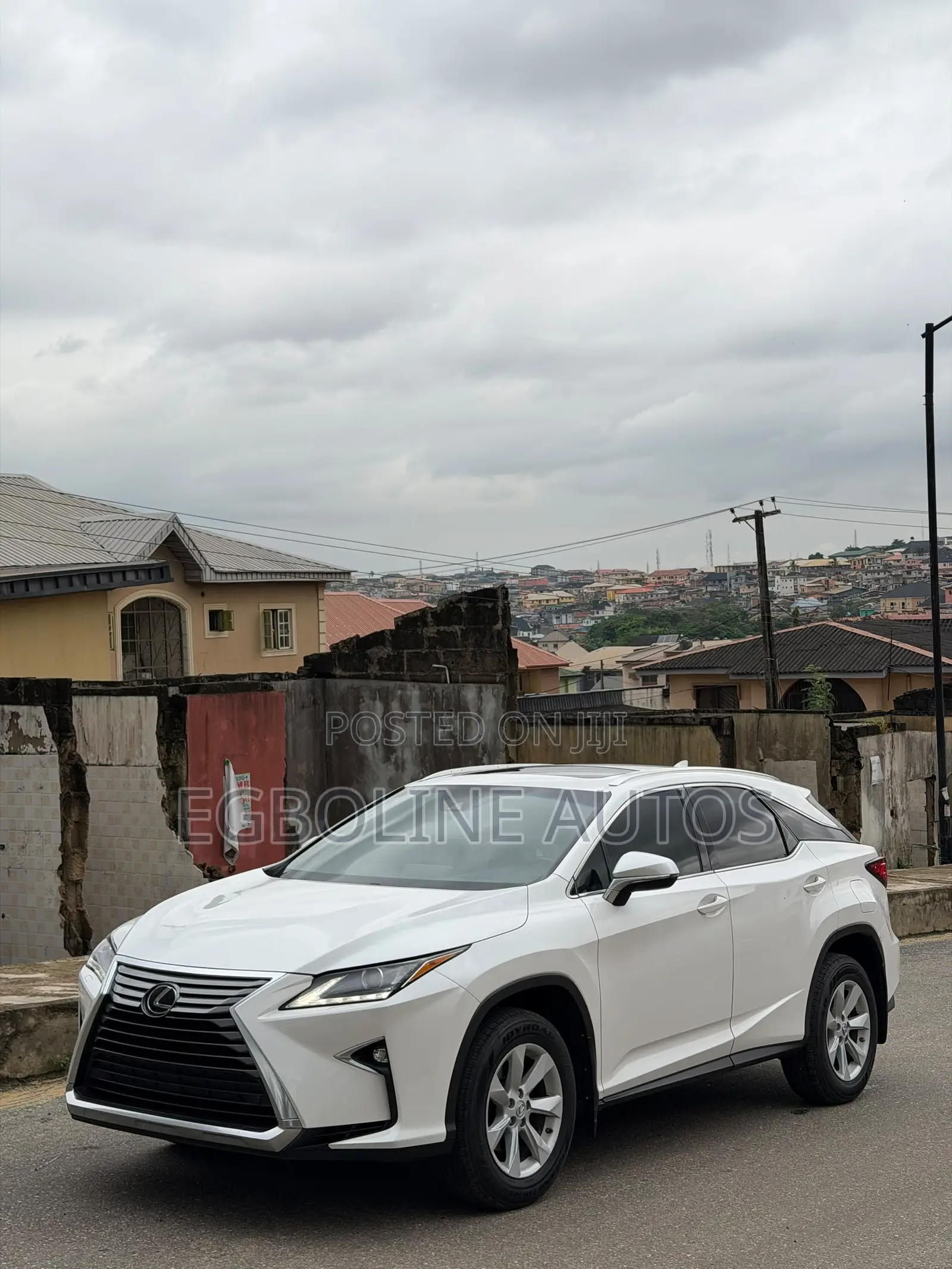 Lexus RX 350 AWD 2017 White