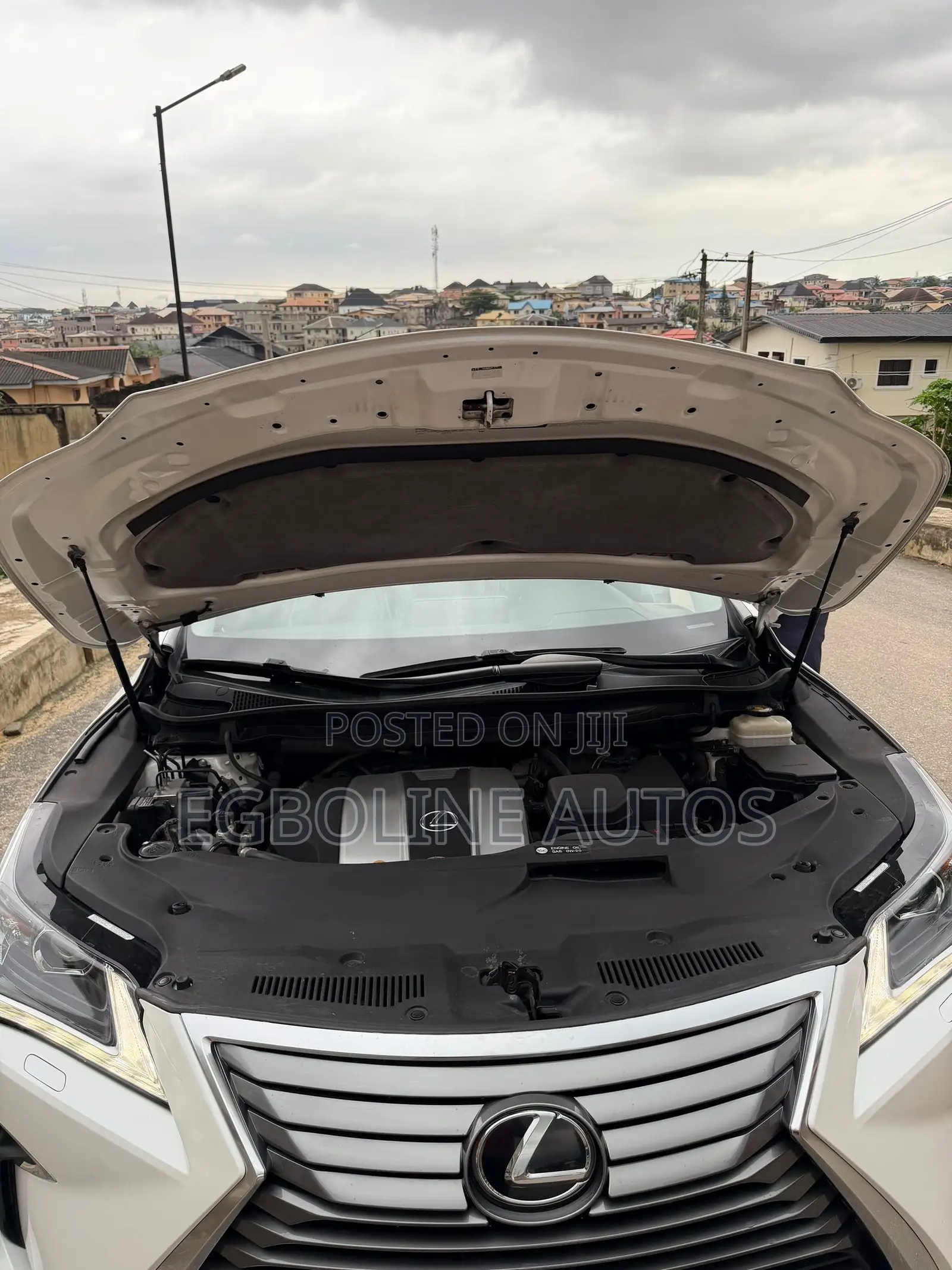 Lexus RX 350 AWD 2017 White