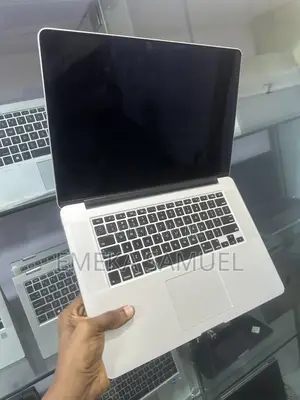 Laptop Apple MacBook Pro 2015 16GB Intel Core i7 SSD 1T