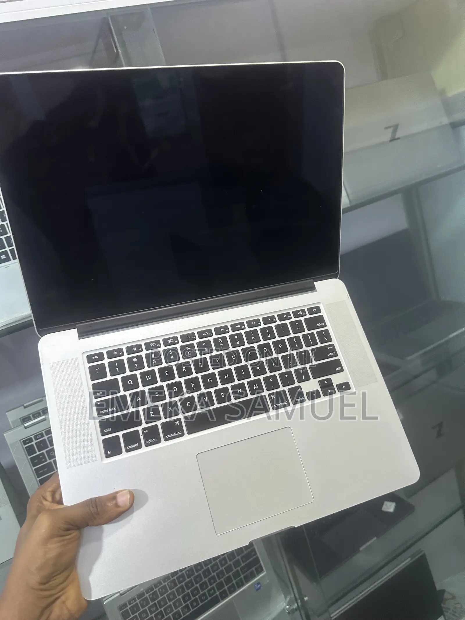 Laptop Apple MacBook Pro 2015 16GB Intel Core i7 SSD 1T