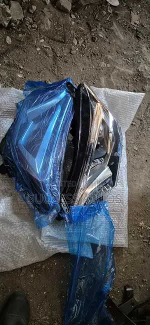 Head Lamp RAV4 2018 Led Type