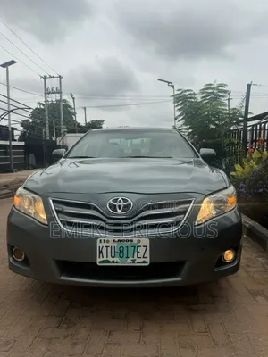 Toyota Camry LE 4dr Sedan (2.4L 4cyl 5A) 2009 Green