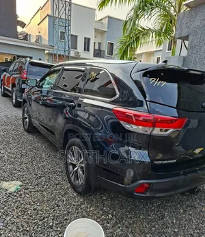 Toyota Highlander 2016 Black