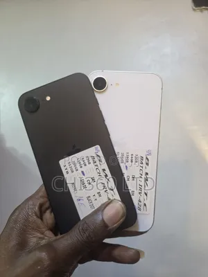 Apple iPhone 16e 128 GB Black