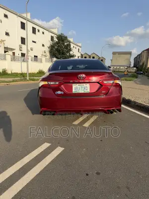 Toyota Camry 2018 Red