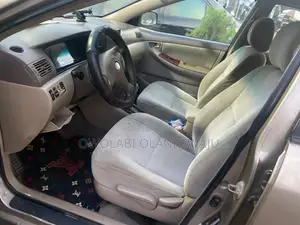 Toyota Corolla 2006 Gold