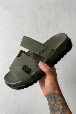 Hermes-Style Olive Green Suede Pam Slippers for Men