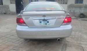 Toyota Camry 2006 Silver