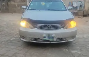 Toyota Camry 2006 Silver