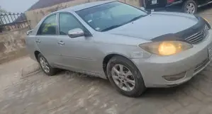 Toyota Camry 2006 Silver