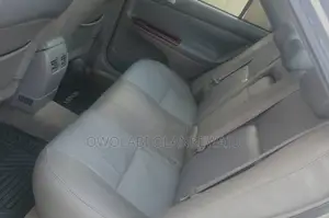 Toyota Camry 2006 Silver