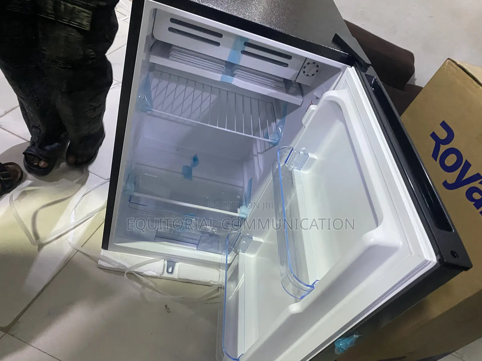 Royal RREF105BF 105L Refrigerator With Secure Door Lock