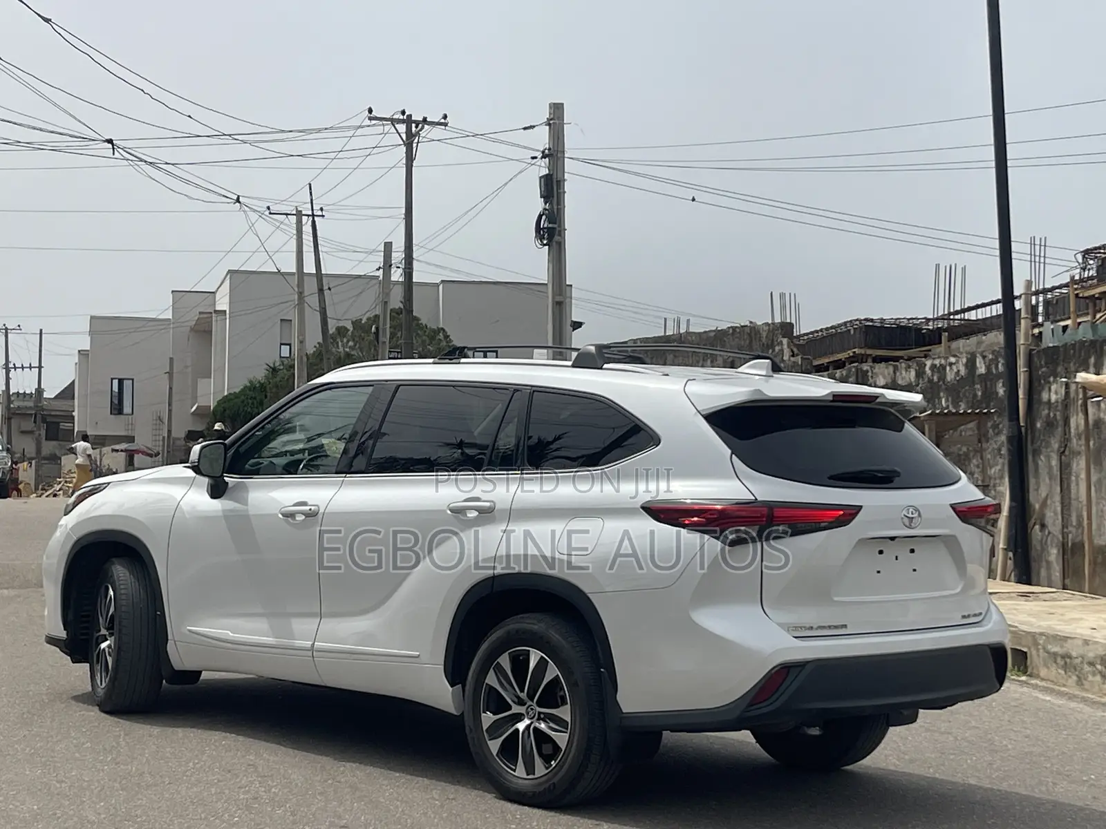 Toyota Highlander XLE 2021 White