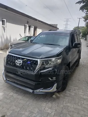Toyota Land Cruiser Prado 2012 Black