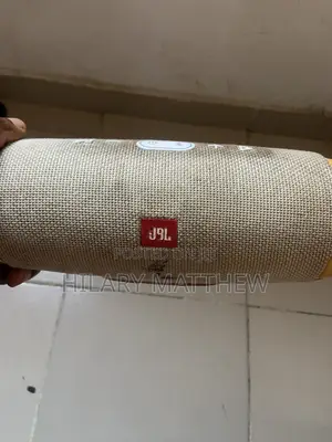 JBL Charge 4