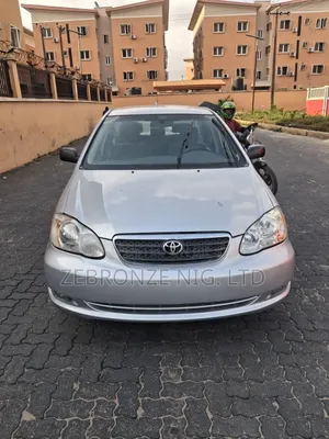 Toyota Corolla LE 2005 Silver