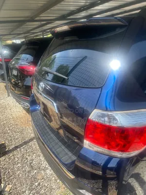 Toyota Highlander 2013 Blue