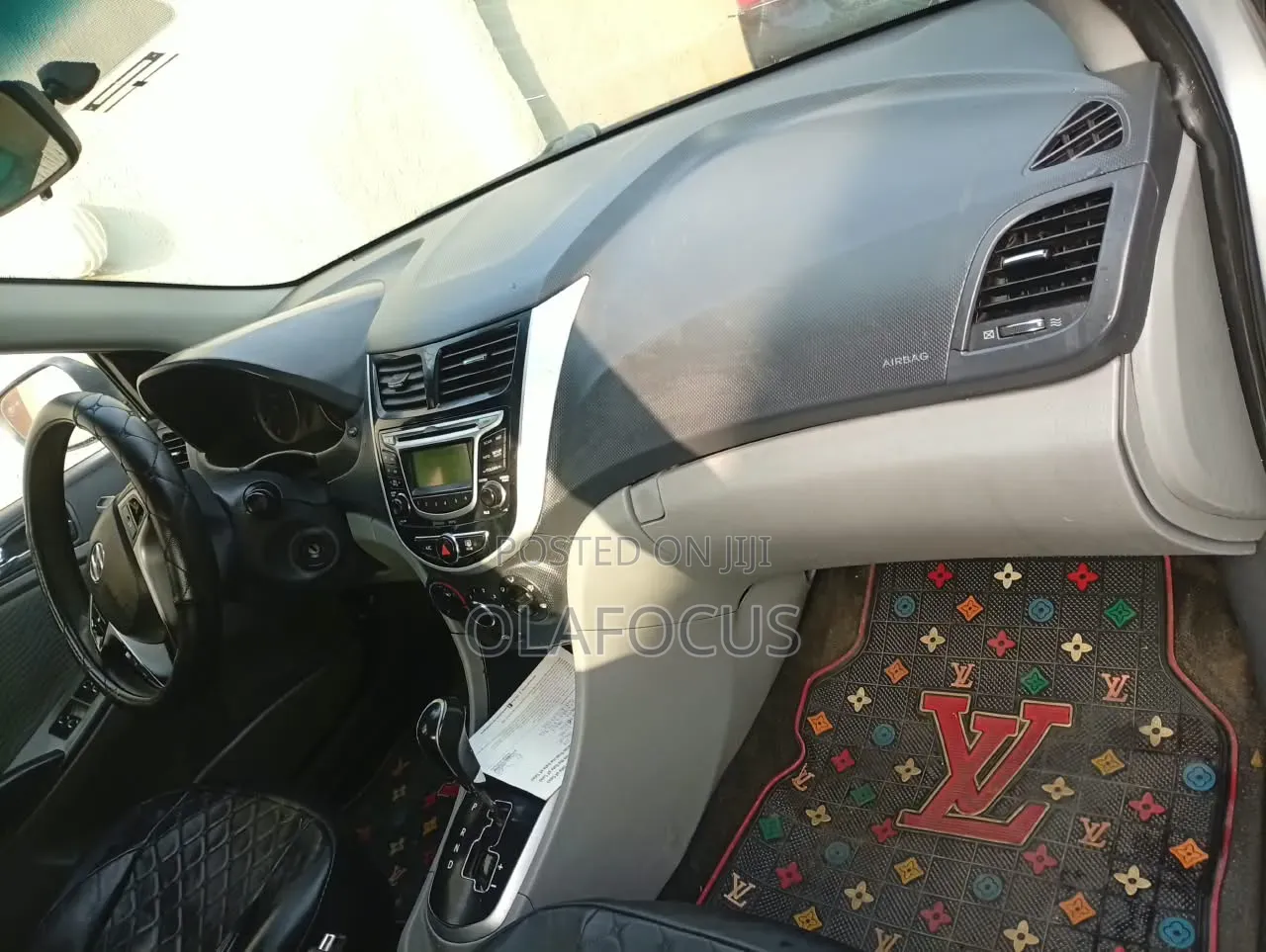 Hyundai Accent 2014 Silver