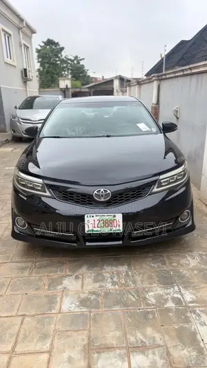 Toyota Camry 2014 Black