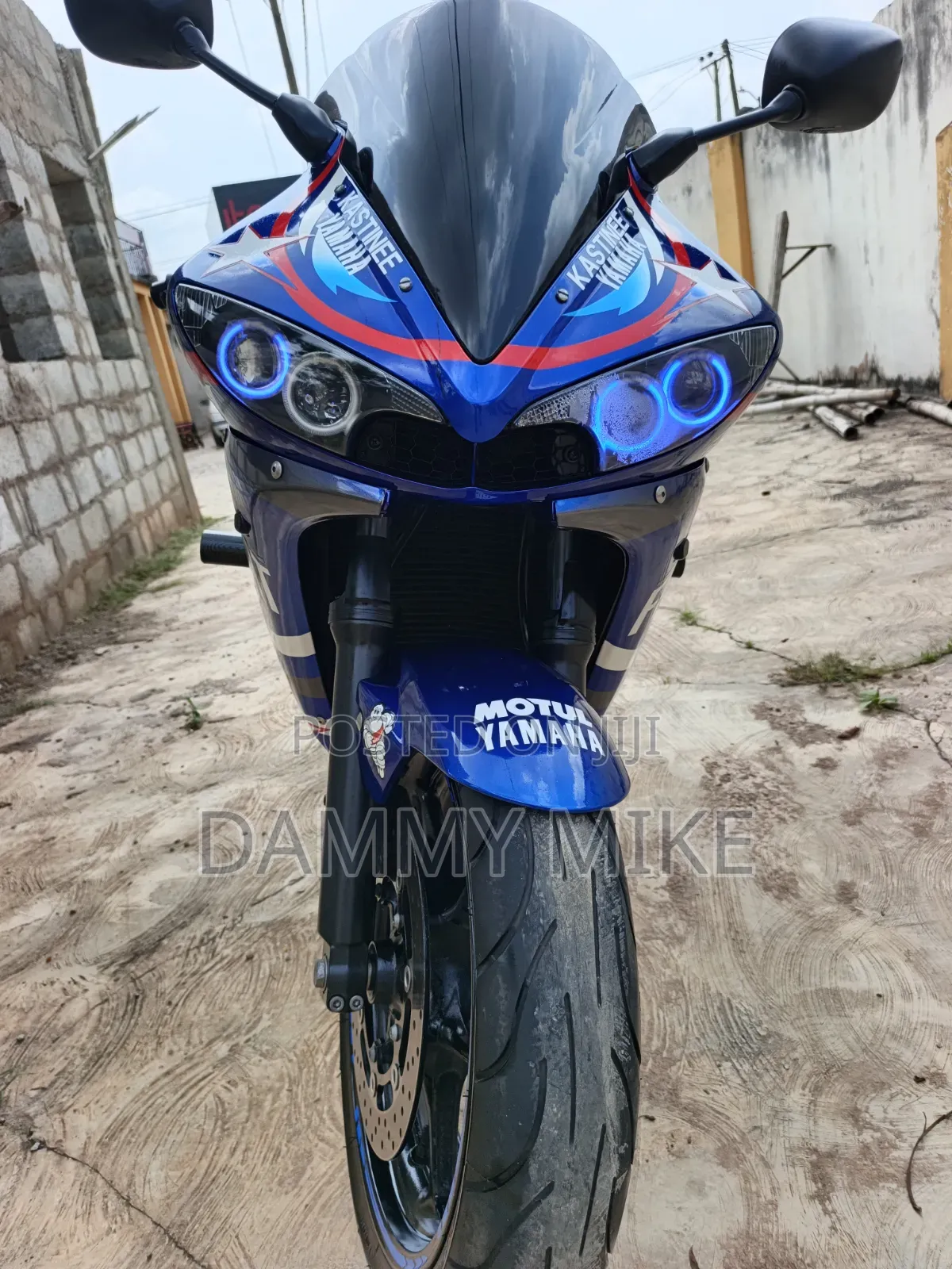 Yamaha R6 2007 Blue