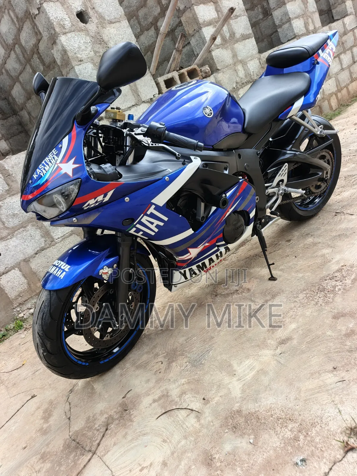 Yamaha R6 2007 Blue