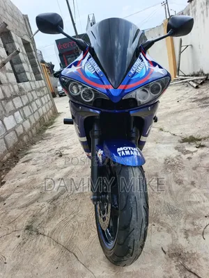 Yamaha R6 2007 Blue