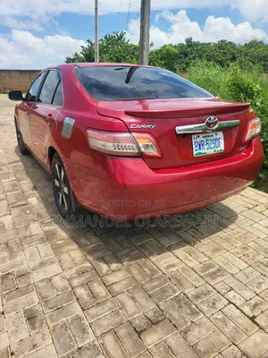 Toyota Camry 2009 Red