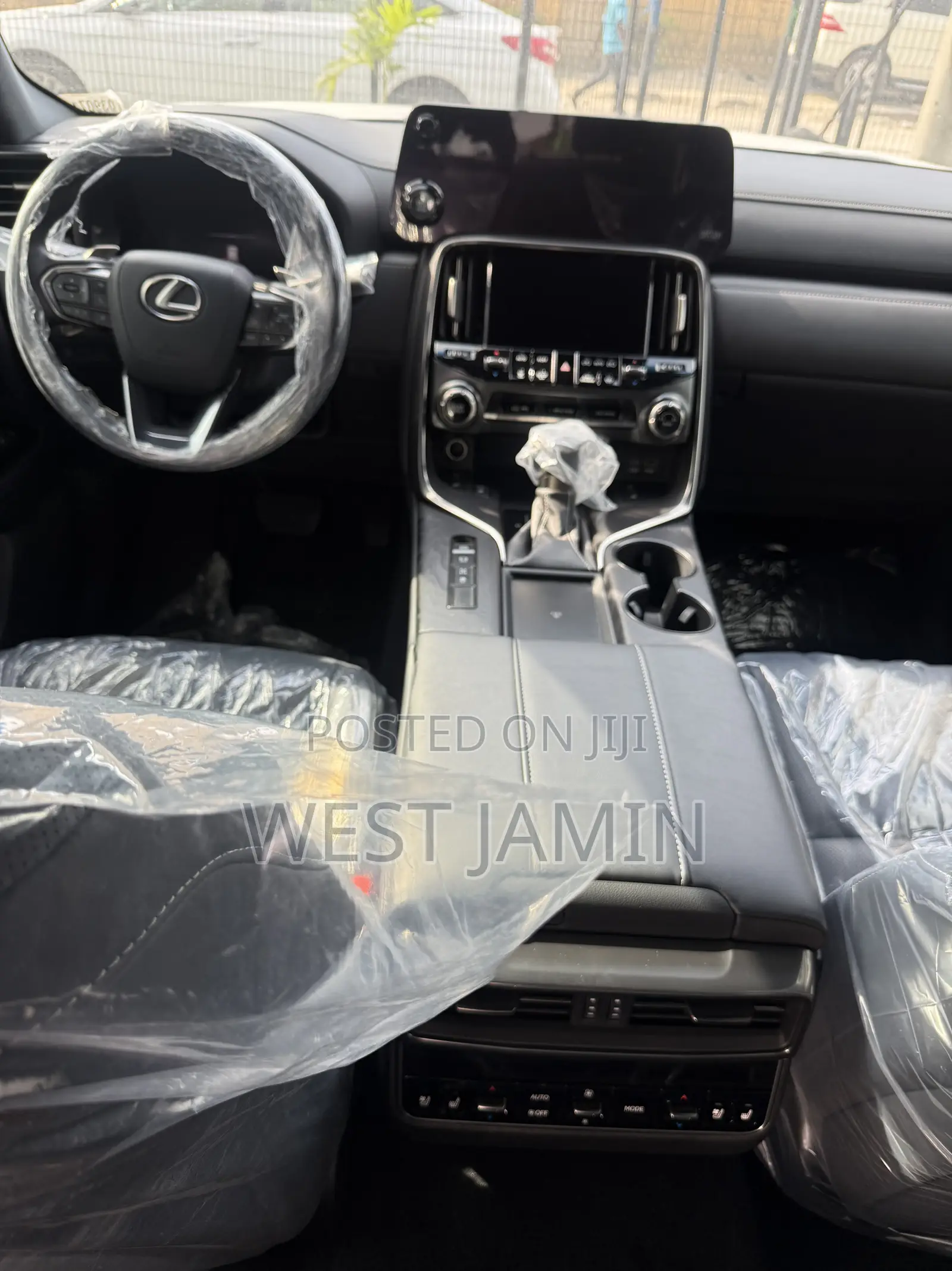 Lexus LX 2024 Black