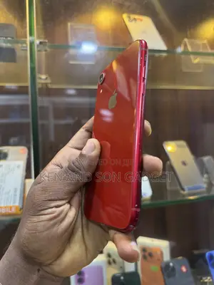 Apple iPhone XR 128 GB Red